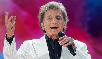 Barry Manilow songs, Crowd dispersing weapon, JNews article, Musical anecdotes HD wallpaper