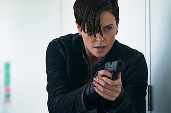 Netflix THE OLD GUARD 2020 , the-old-guard, 2020-movies, movies, charlize-theron, netflix HD wallpaper