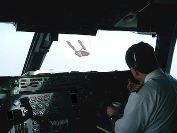 Air Traffic, enterprise, pilot, star trek, cockpit, plane HD wallpaper