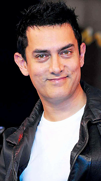 Amir Khan, Actor HD phone wallpaper