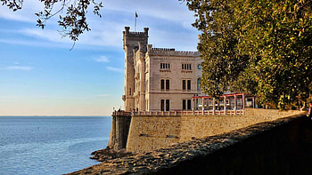 Port of Trieste parking, ParkAgent service, Easy parking booking, Italy travels HD wallpaper