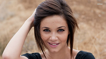 sierra, look, blonde, smile, beauty HD wallpaper