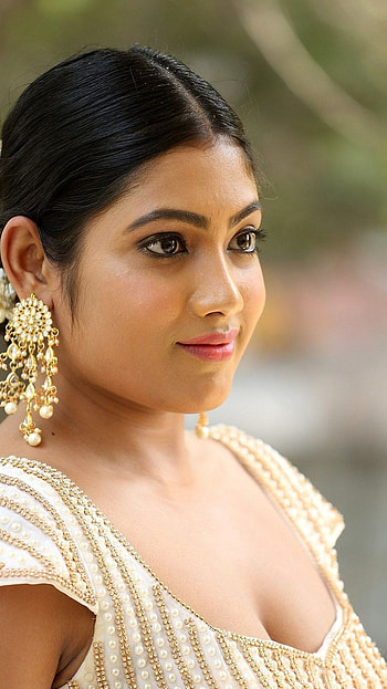 Sindura rout, telugu actress HD phone wallpaper