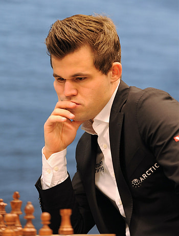 Magnus Carlsen, Lindores Abbey, Chess Stars Tournament HD phone wallpaper