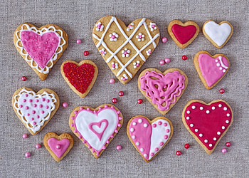 Pink Color Heart Shaped Cookies, cookies, heart, pink, love HD wallpaper