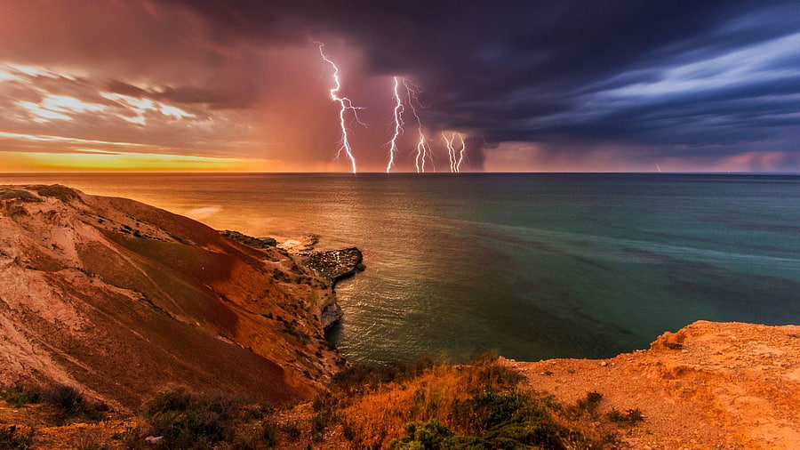 Lightning at the shore, Port Noarlunga, South Australia, rocks, coast, sea, lightning, clouds, sky HD wallpaper