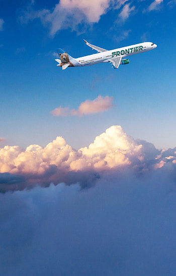 Frontier Airlines, Voltage power, Energy efficiency, Eco-friendly practices HD phone wallpaper