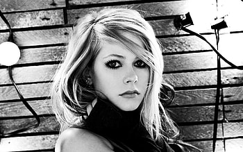 Avril Lavinge Monochrome, avril-lavinge, singer, music, girls, celebrities, monochrome, black-and-white HD wallpaper