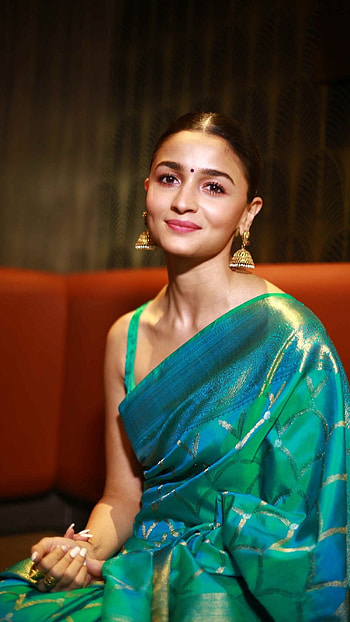 Alia bhatt, bollywood actress, saree beauty HD phone wallpaper