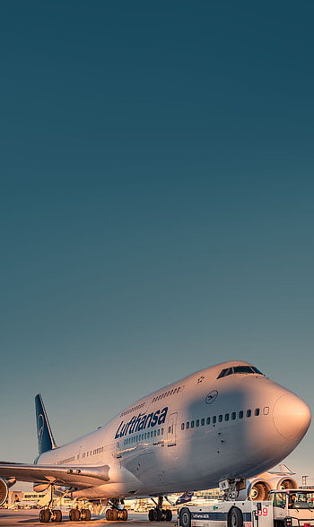 Lufthansa, Travel inspiration, Sophisticated travel, Airline excellence HD phone wallpaper