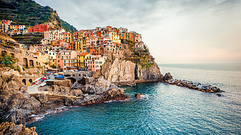 Italian travel, Stunning , Panoramic views, Wanderlust vibes HD wallpaper