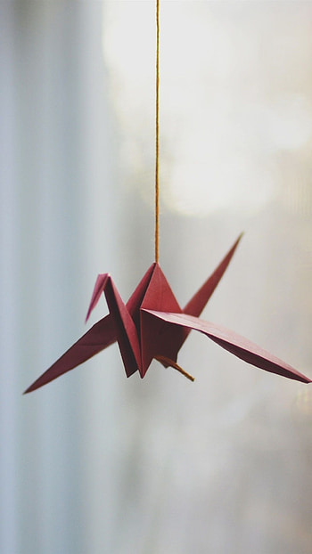 Paper Crane, 3D origami , Top , Artistic craftsmanship HD phone wallpaper