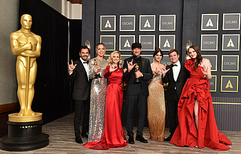 Troy Kotsur, Emotional Oscar wins, Deaf community HD wallpaper