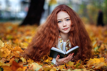 Arina Reading a Book in the Autumn, autumn, book, redhead, model, leaves HD wallpaper