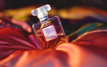 Perfume , backgrounds, Fragrance , Aesthetic inspiration HD wallpaper