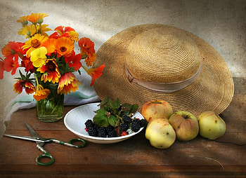 * Still Life *, sunshine, still life, apples, graphy, light, flowers, fresh, hat HD wallpaper
