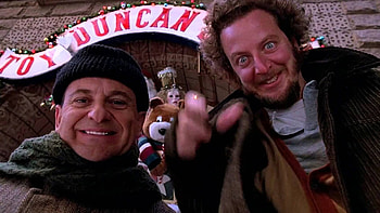 Home Alone 2, Retro movie review, Memorable sequel, The Fatty's take HD wallpaper