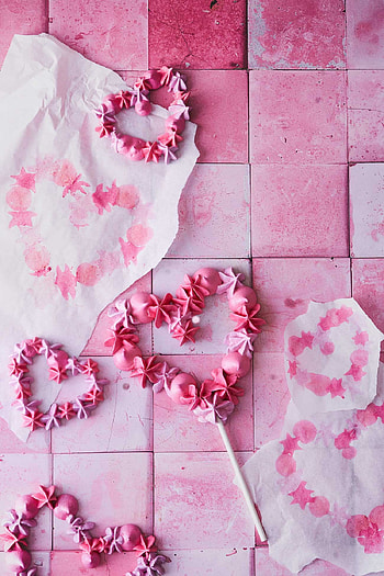 Meringue hearts, Valentine's Day, Sweet sentiment, Patisserie delight HD phone wallpaper