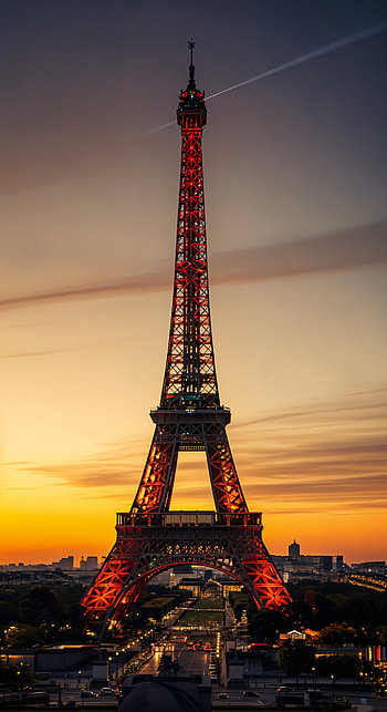 Eiffel Tower Sunset Glow – Stunning , Eiffel Tower, Paris HD phone wallpaper