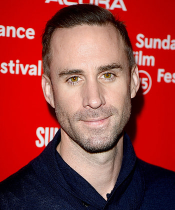 Joseph Fiennes, Playing Michael Jackson, New road trip film, Celebrity role HD phone wallpaper