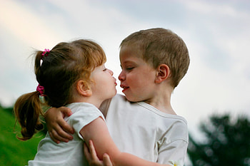 Kiss, Kiss!!, kiss, girl, boy, love HD wallpaper