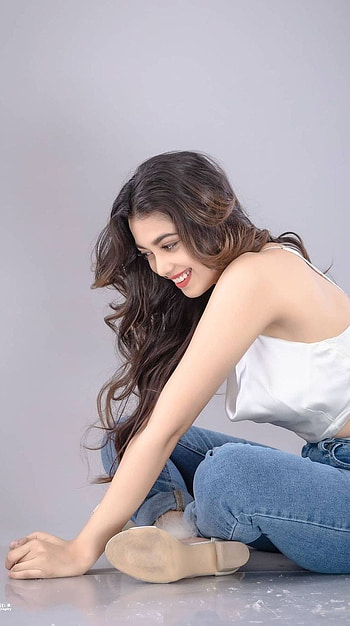Digangana, telugu actress HD phone wallpaper