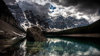 Banff national park, Canada's natural beauty, Majestic mountainscape, Cloudy sky landscape HD wallpaper