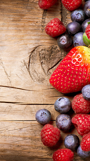 Berry , Fruity delights, Delicious background, Mouth-watering display HD phone wallpaper