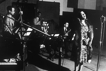 Billie Holiday, Behind Strange Fruit, Anti-lynching anthem, Social justice warrior HD wallpaper