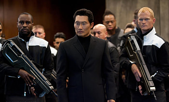 Divergent Candor movie, Courageous protagonists, Fight for dom, Defying societal norms HD wallpaper