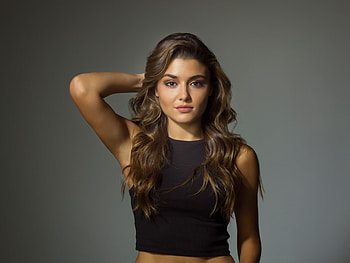 Hande Erçel, brunette, gorgeous celebrity HD wallpaper
