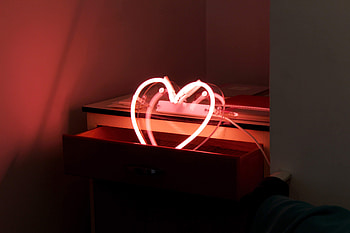 Dark, Neon, Glow, Room, Heart HD wallpaper
