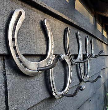Horseshoe hook rack, Rustic home decor, Lucky charm, Organization HD phone wallpaper