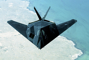 F-117 Flying Over Persian Gulf, f-117 nighthawk, f-117, f117, nighthawk HD wallpaper