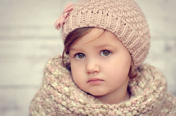 * Sad angel *, sweet, baby, eyes, face, stare, angel, girl, sadness HD wallpaper