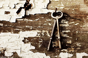 Two Keys, Keys, two, old, key, old key, old keys HD wallpaper
