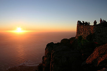 CAPE SUNSET, sea, oceans, south africa, horizons, people, mountains, cape town, tourism HD wallpaper