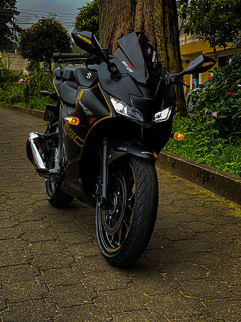 Suzuki Gixxer 250, SuzukiGixxer250, GixxerSf, Gixxer250, Suzuki250 HD phone wallpaper