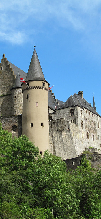 Luxembourg Castle, Vianden Castle, Europe Rocks, High Resolution HD phone wallpaper