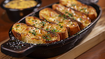 Homemade Garlic Bread Delight |, food, bread, garlic bread HD wallpaper
