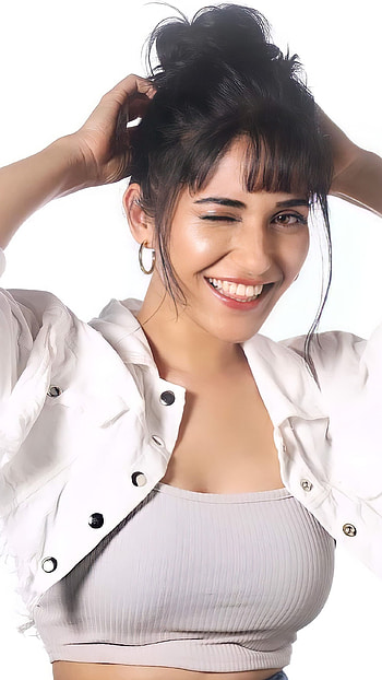 Ruhani sharma, telugu actress HD phone wallpaper