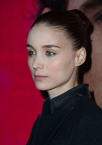 Rooney Mara, Coolest girl in showbiz, Stylish actress, Hollywood superstar HD phone wallpaper