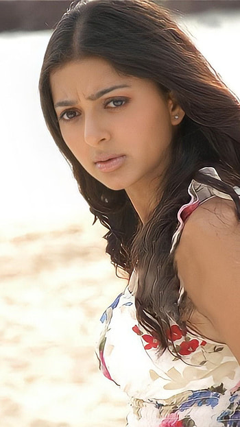 Bhumika Chawla, bollywood actress HD phone wallpaper