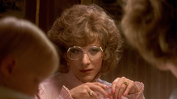 Queer potential, Tootsie analysis, LGBTQ+ themes, Criterion Collection HD wallpaper