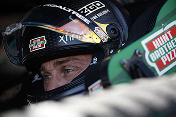 Kevin Harvick, Legendary NASCAR driver, New record, Par HD wallpaper