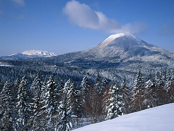 Winter, Nature, Snow, Mountain, Vertex, Top, Cloud, Volcano, Ate, Sleeping, Asleep HD wallpaper