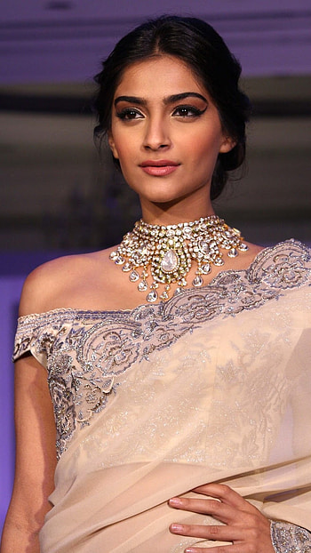 Sonam Kapoor, Bollywood, Actress HD phone wallpaper