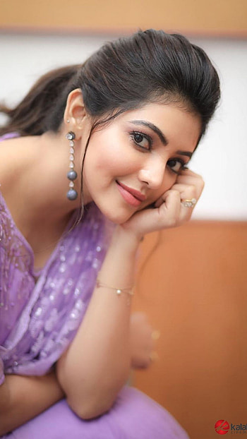 Athulya Ravi, South Heroine Athulya HD phone wallpaper