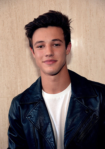 Cameron Dallas, Fashionable , Social media star, Trendsetter HD phone wallpaper
