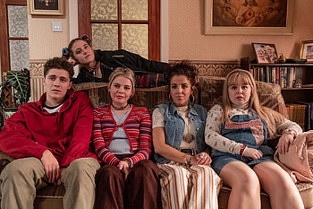Derry Girls TV Series, Recommendations for after, British comedies, Youthful humor HD wallpaper